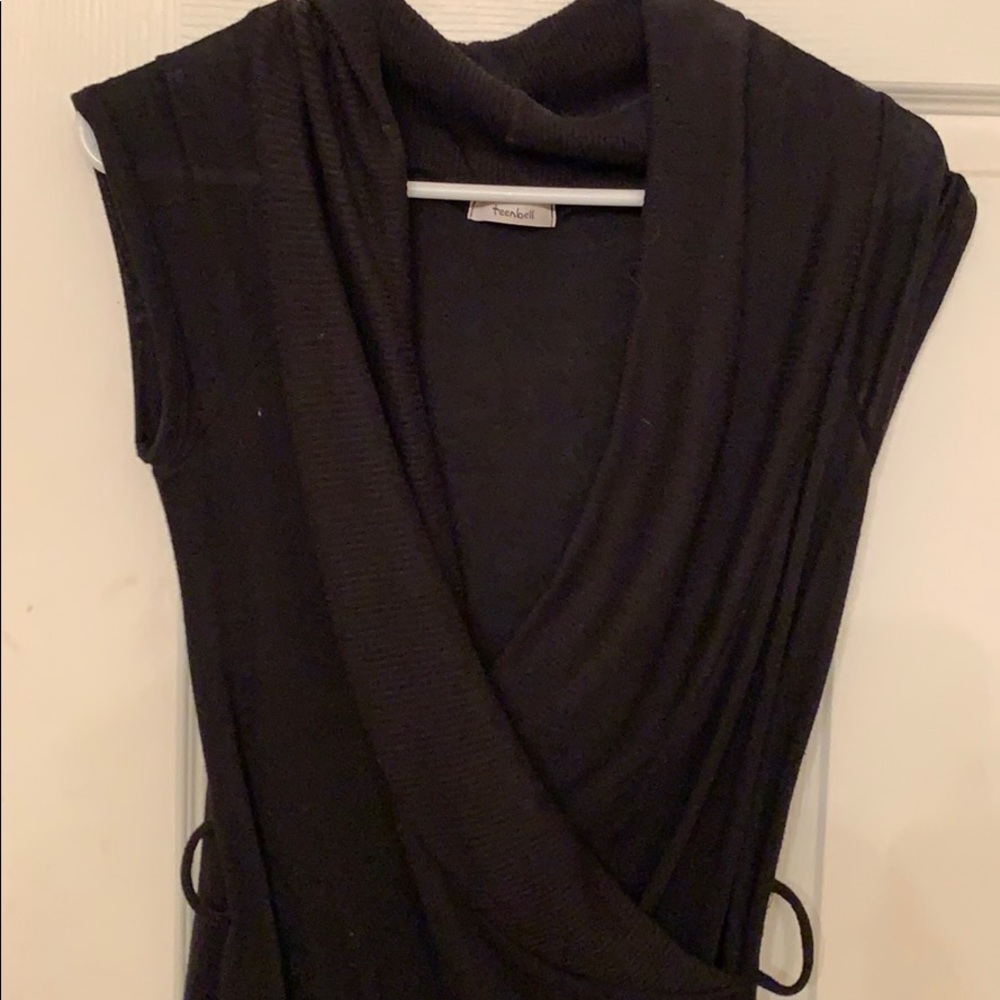 Dress - Picture 2 of 4